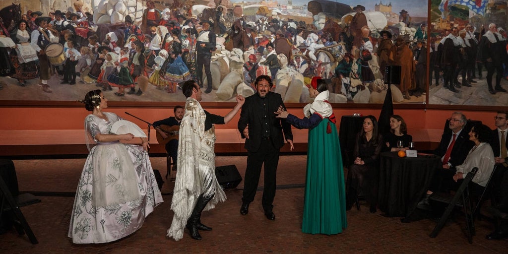 Paco de Lucía Büyük Elma'yı ısırmaya devam ediyor