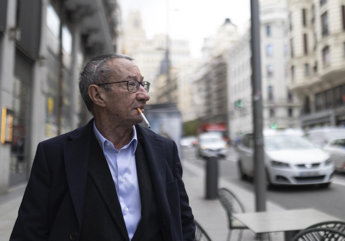 Carlos Boyero, este martes en la Gran vía de Madrid