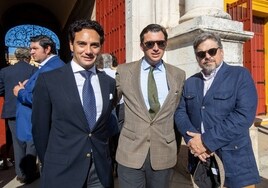 En imágenes, Puerta del Príncipe de la corrida de José Garrido, David de Miranda y Leo Valadez en Sevilla 2024