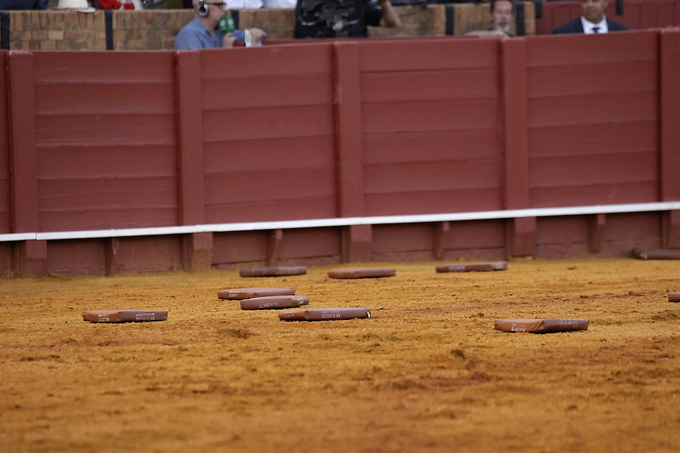 Corrida del 11 de abril en la Maestranza con los toreros Morante de la Puebla, José María Manzanares y Pablo Aguado