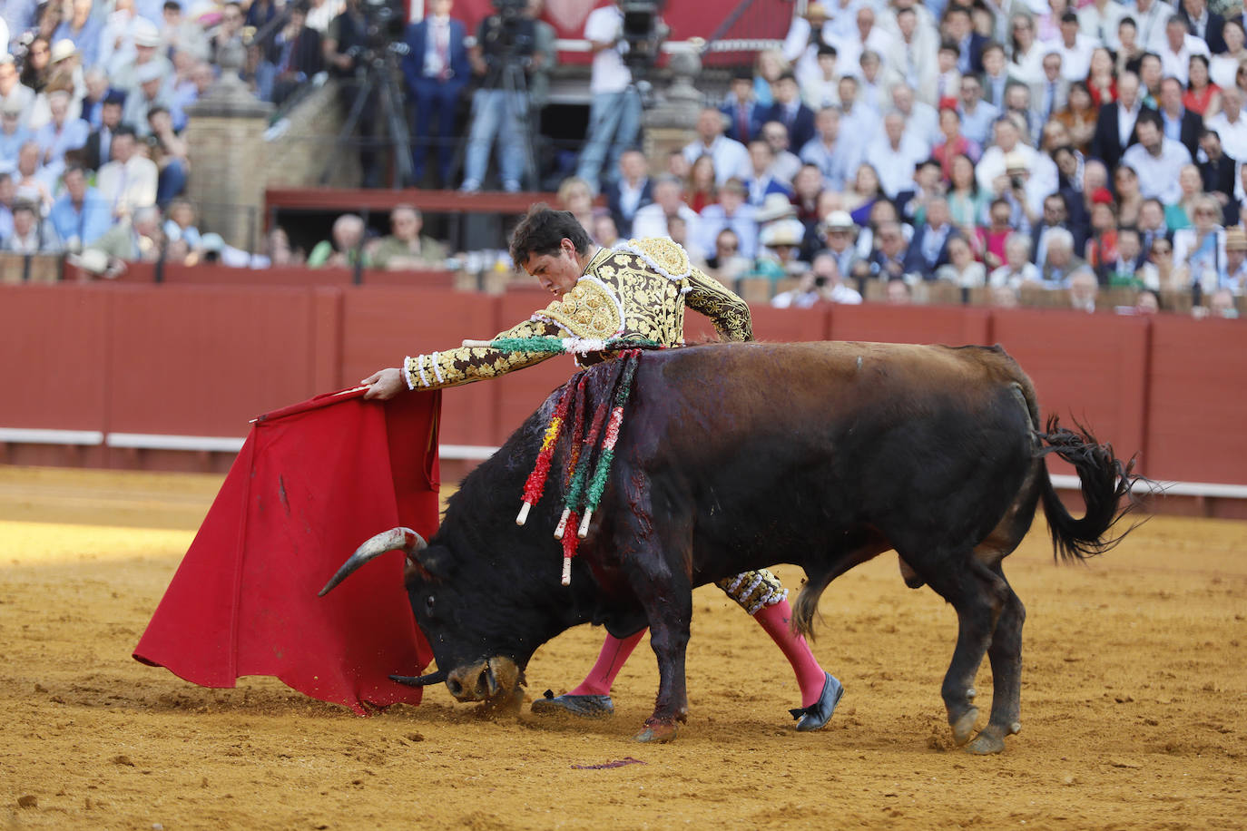 Daniel Luque, en la corrida del 15 de abril en la Maestranza de Sevilla