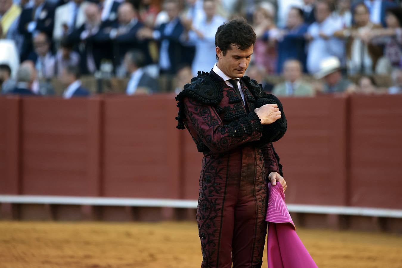 Daniel Luque, en su actuación en el coso sevillano este jueves de farolillos
