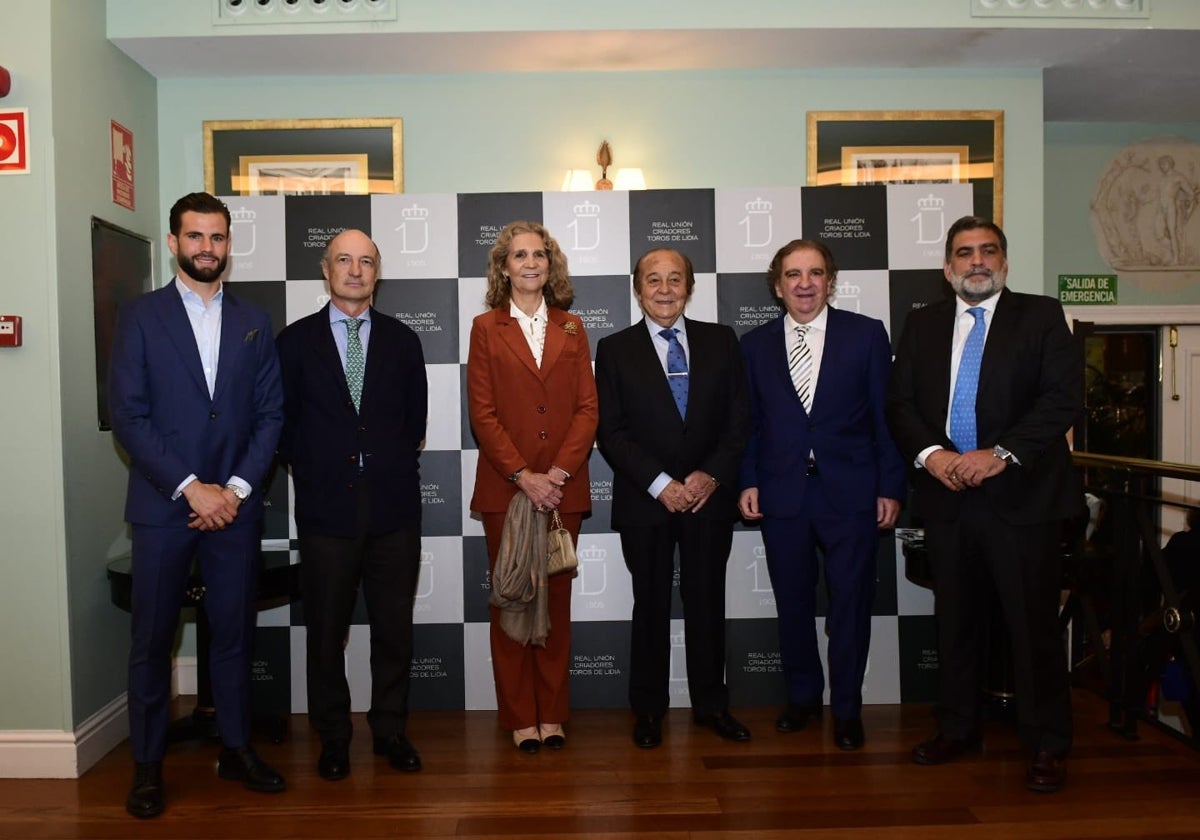 Nacho, Juan Pedro Domecq, la Infanta Elena, Samuel Flores y Antonio Bañuelos