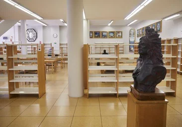 La Aecid desguaza su valiosa biblioteca para albergar oficinas