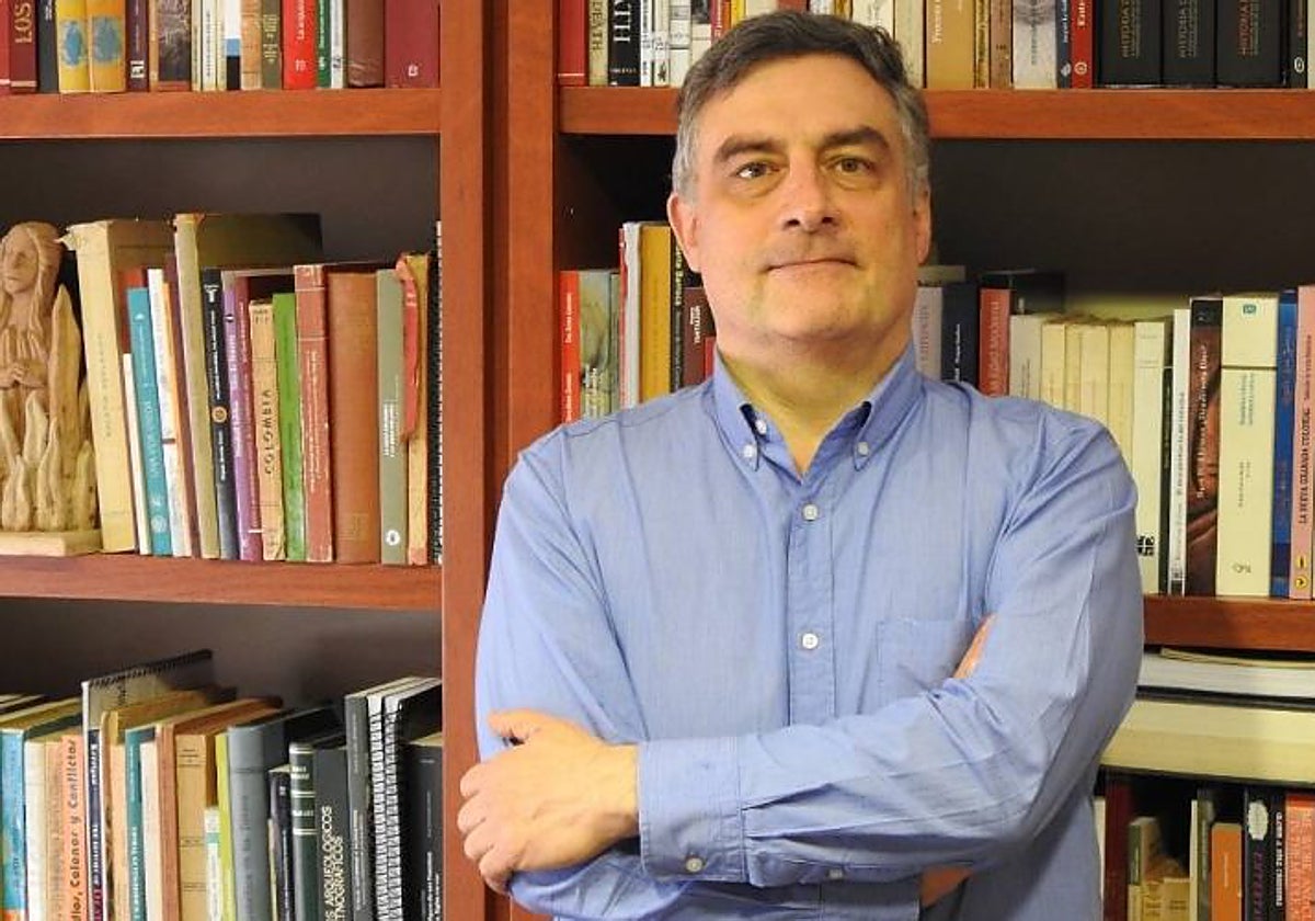 El profesor Carl H. Langebaek