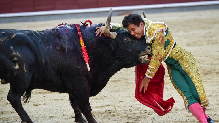 Román y los 18.497 Orgullosos pecadores de Las Ventas