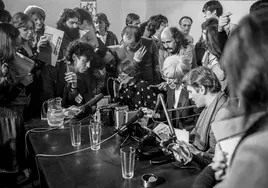 Rueda de prensa de la comparecencia de Warhol en la galeria Fernando Vijande