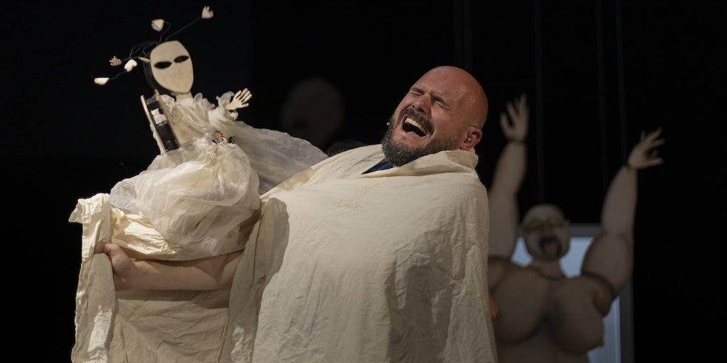 Lorca, kuklalar, flamenko ve umbrafon sesi