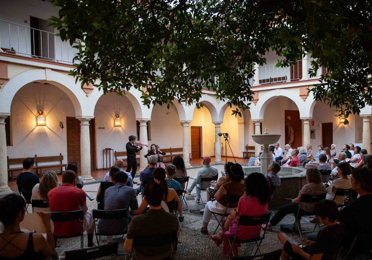 Inauguración del Gala Fest, en Córdoba, con el Ensamble Garnati.