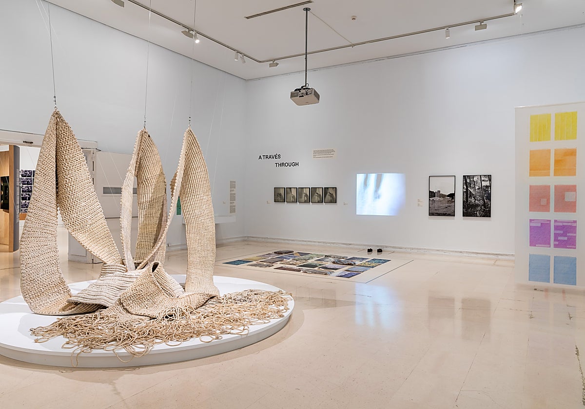 Detalle del montaje de 'El poder con que saltamos juntas'