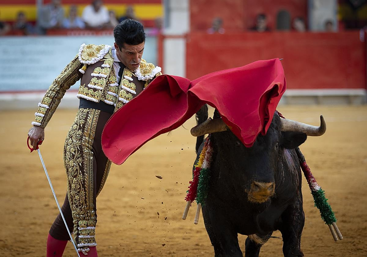 Toros en Las Ventas de Madrid por San Isidro, en directo: última hora de José María Manzanares, Talavante y Paco Ureña hoy