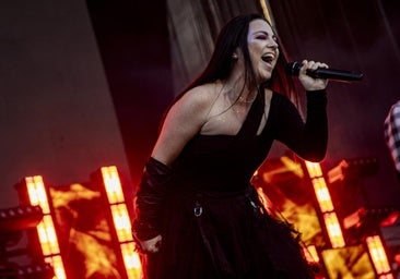 Evanescence: «Que apareciera una chica mona haciendo lo mismo que los tipos rudos del metal nos hizo tener que trabajar el doble»