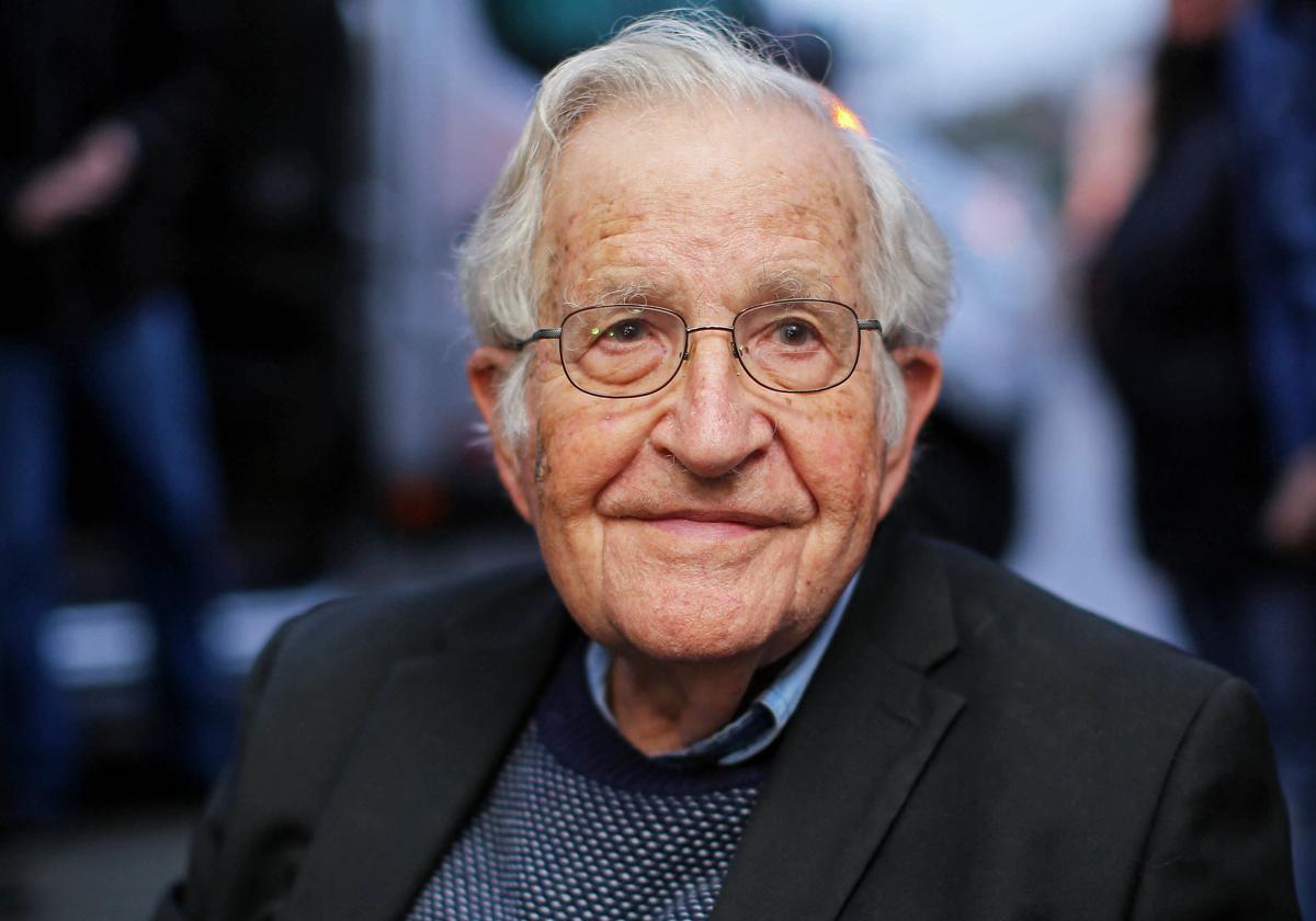 Noam Chomsky recibe el alta en el hospital después de la noticia falsa ...