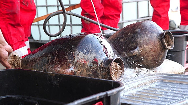 Las tinajas cananeas recuperadas del naufragio