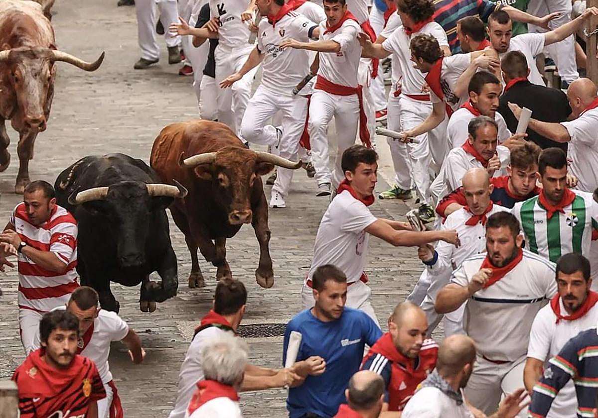 Primer encierro de San Fermín, en directo: ganadería y última hora en Pamplona hoy