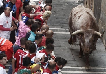 El toro negro que voló por la Estafeta