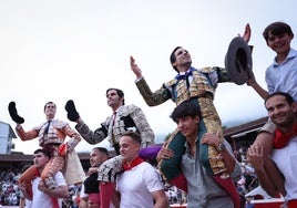 Triple puerta grande de Morante, Luque y Ortega: el mejor homenaje al maestro Camino en Azpeitia