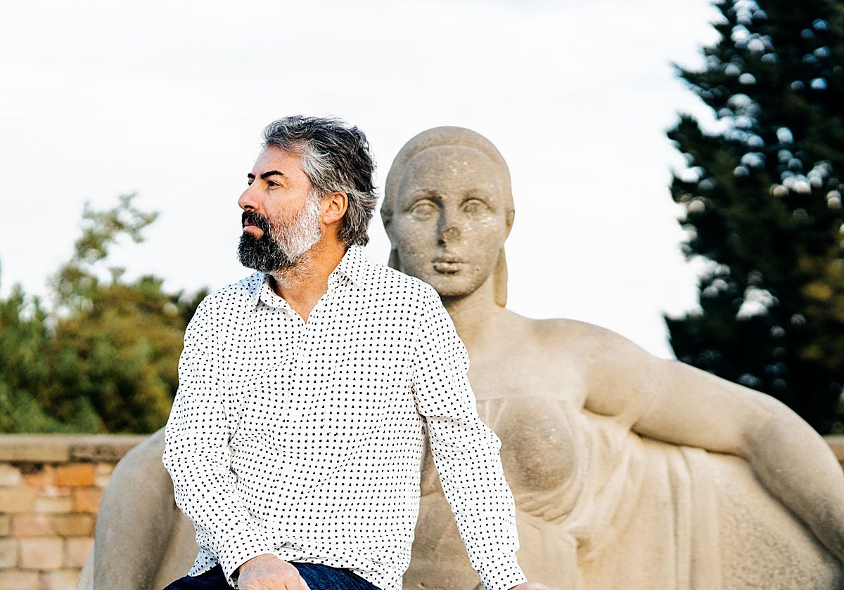 Antonio Luque, Sr. Chinarro