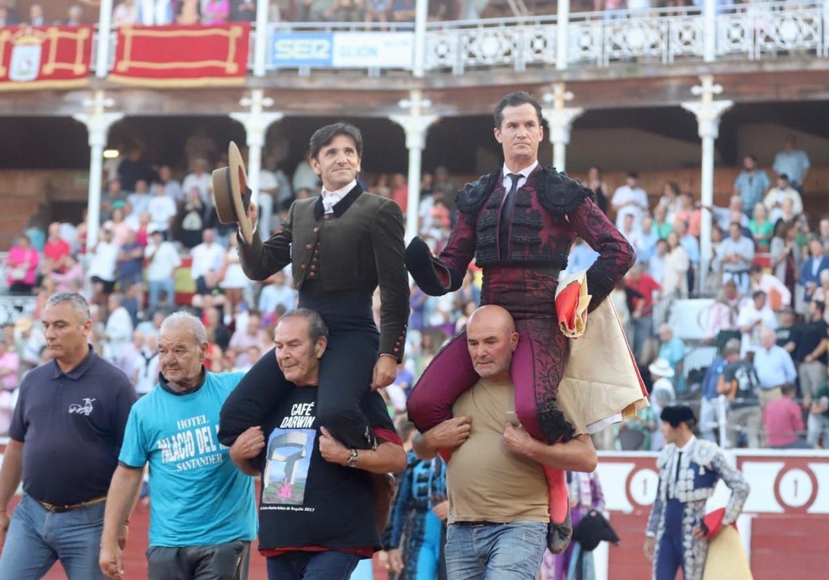 Ventura y Luque salen a hombros en la primera de la Feria de Begoña