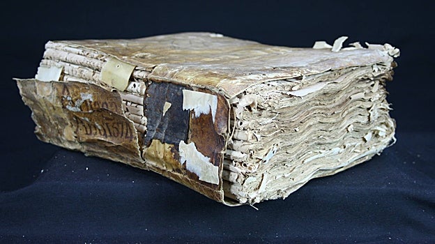 Imagen antes - Este protocolo notarial ha sido encuadernado por Marcos siguiendo las pautas de 1574