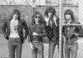 ¿Tienes una camiseta de los Ramones? Los herederos del grupo se pelean por la marca más famosa del punk-rock