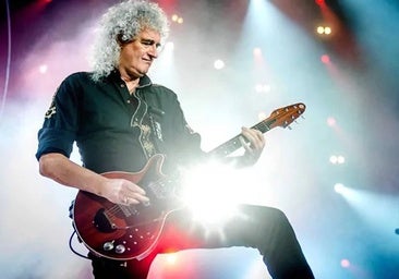 Nuevo susto de salud de Brian May: un derrame cerebral le deja paralizada la mano izquierda
