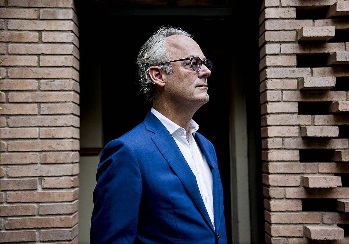 Amor Towles, autor de 'Mesa para dos'