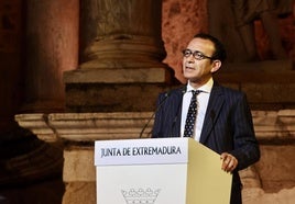 Diego Doncel pronuncia el discurso ciudadano de las Medallas de Extremadura