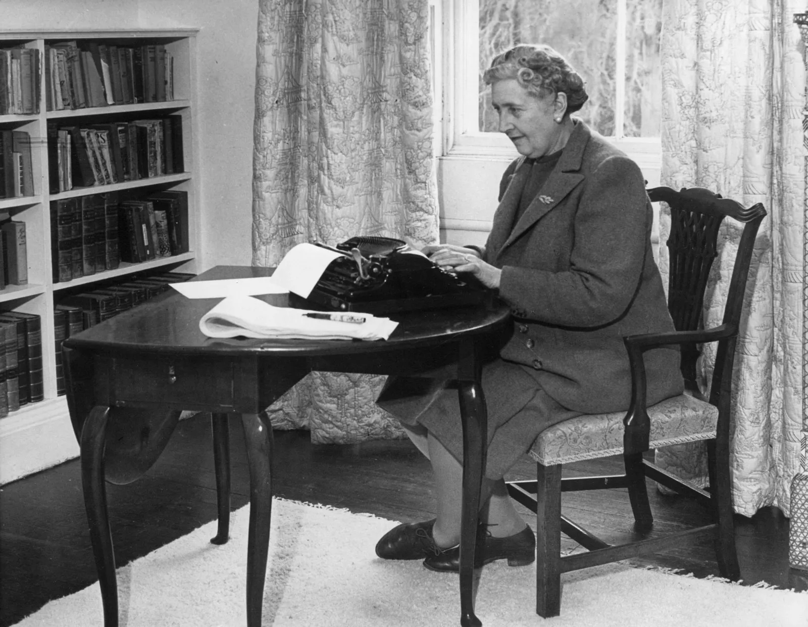 La escritora británica Agatha Christie (Torquay, 1890-Wallingford, 1976),