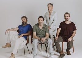 Love of Lesbian: «¿Cómo es posible que Mick Jagger se haya convertido en Instagramer?»