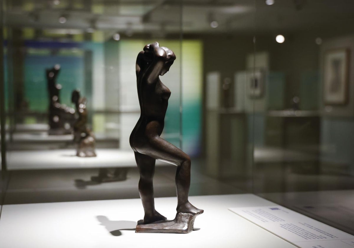 Una de las salas de la Fundación Canal con las esculturas de Matisse