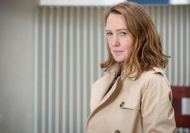 Paula Hawkins,  escritora: «He tenido el éxito comercial, ahora sería genial conseguir el éxito crítico»