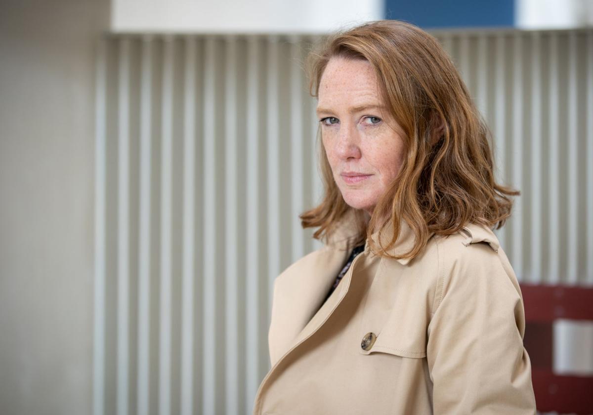 Paula Hawkins, retratada en el Museo Nacional de Escocia