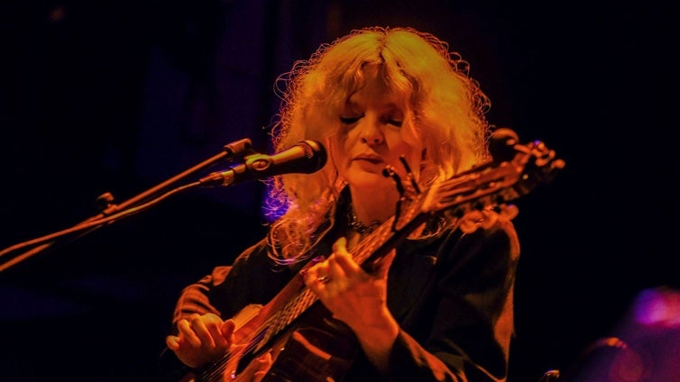 Jessica Pratt, pura magia en la cima del folk