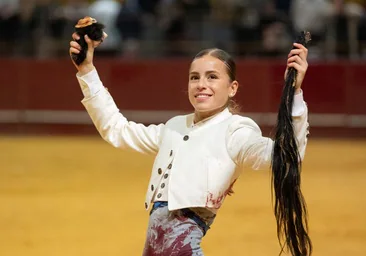 Olga Casado, la novillera que cortó un rabo en el festival de Vistalegre: «El toro no distingue entre hombre y mujer»