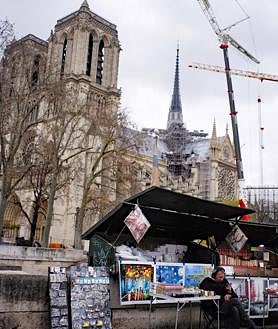 Imagen secundaria 2 - Exteriores de la Catedral de Notre Dame horas antes de su reapertura oficial