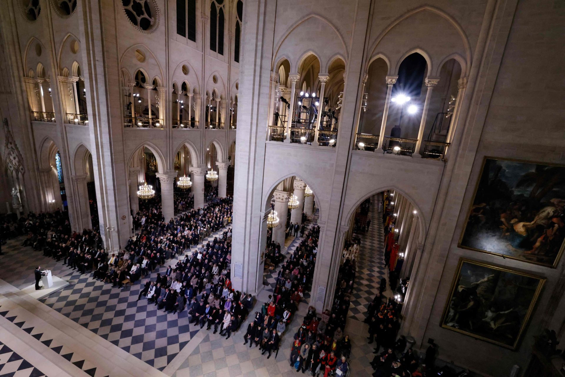 Interior de Notre Dame