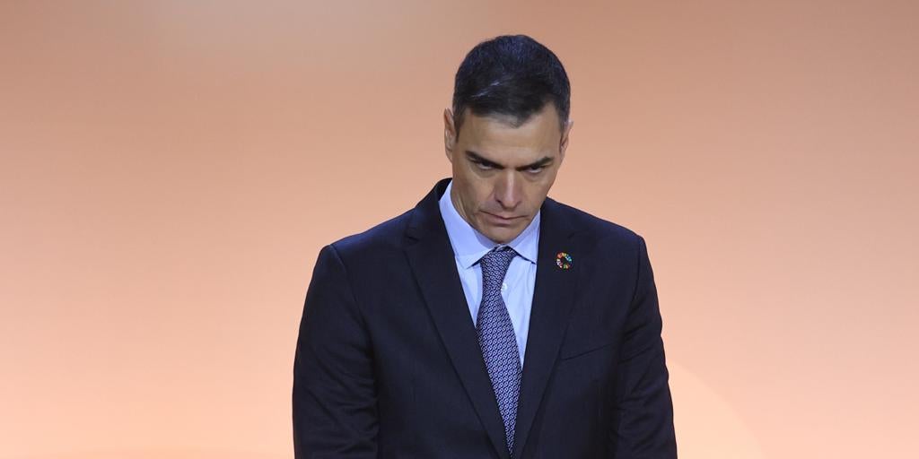 Sánchez anuncia un centenar de actos en 2025 por los 50 años de la muerte de  Franco