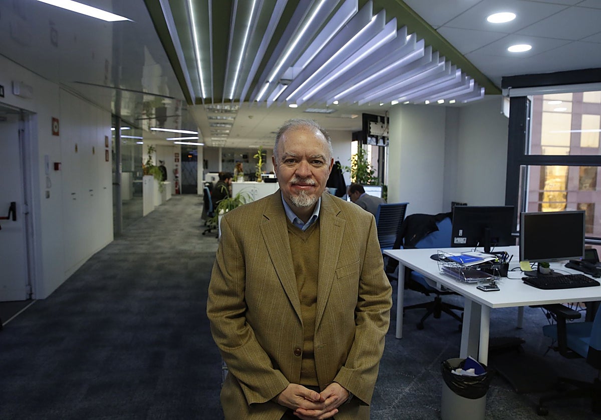 Jorge Fernández Díaz, kendini icat eden adam