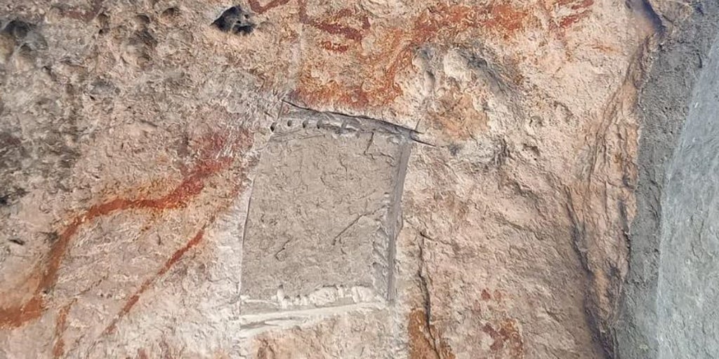 メキシコで岩絵が電動ノコギリで盗まれる