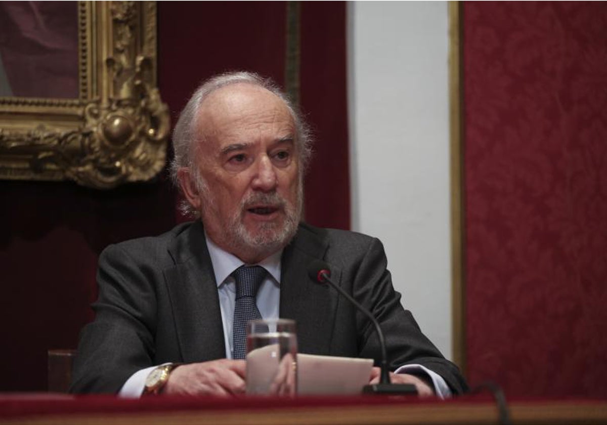 Santiago Muñoz Machado