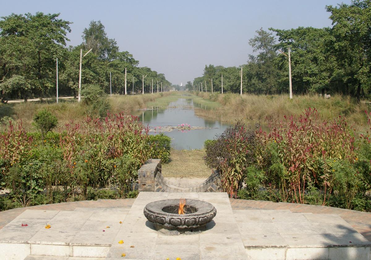 Llama eterna de la paz, Lumbini.