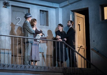 'Historia de una escalera': sueños rotos por la tozuda realidad