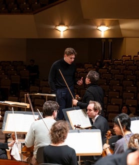 Imagen secundaria 2 - El maestro asumirá la titularidad de la orquesta en septiembre de 2027