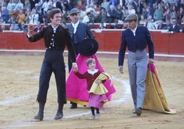 Puerta grande para la solidaridad de los toros: Sanlúcar de Barrameda se llenó con 'Mi Sobrino Manuel'