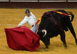 Olga Casado, ante su debut con caballos en Olivenza: «Intento ser la mejor mujer torero de la historia»