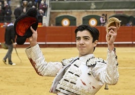 Una oreja por coleta en la primera de Fallas