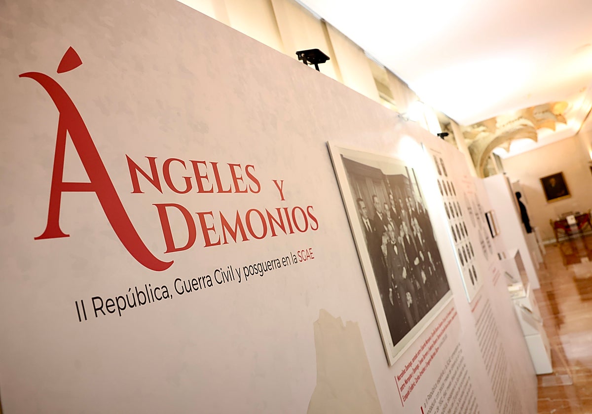 Exposición 'Ángeles y demonios', en el Palacio de Longoria