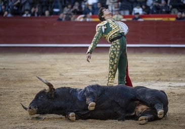 El gesto de Andrés Roca Rey tras dar muerte al quinto toro