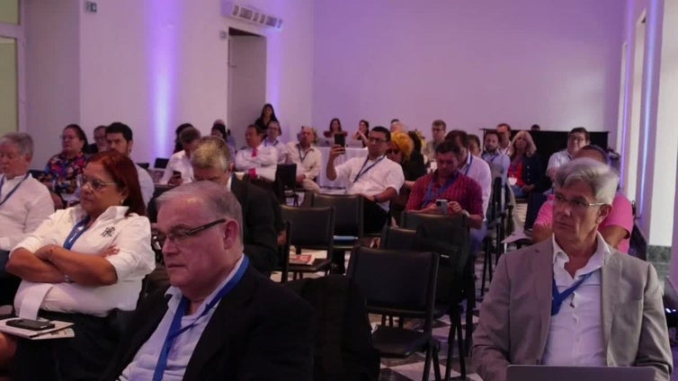 Eurodiputado Nicolás Pascual analizó los desafíos del nuevo orden global
